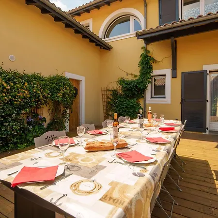 Villa 5 étoiles Avec Piscine Chauffée, 4 Ch. Avec Sdb Privées Et Bbq - Jusqu'à 12 Pers. - Fr-1-877-49
